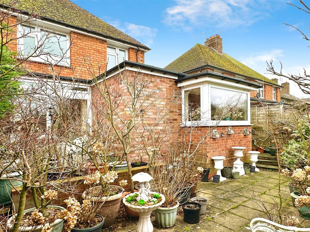 Patio to house