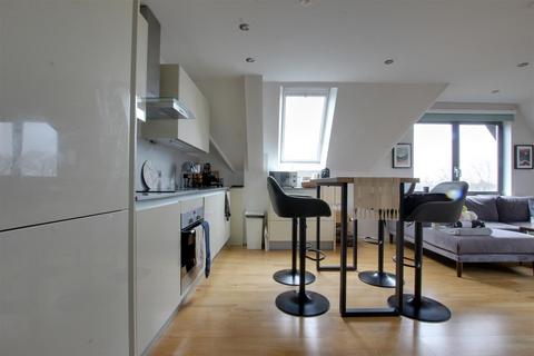 2 bedroom flat for sale, Fox Lane, London