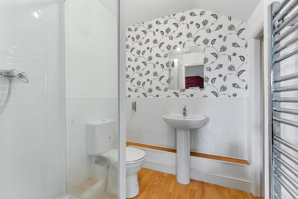 Bed 6 En Suite