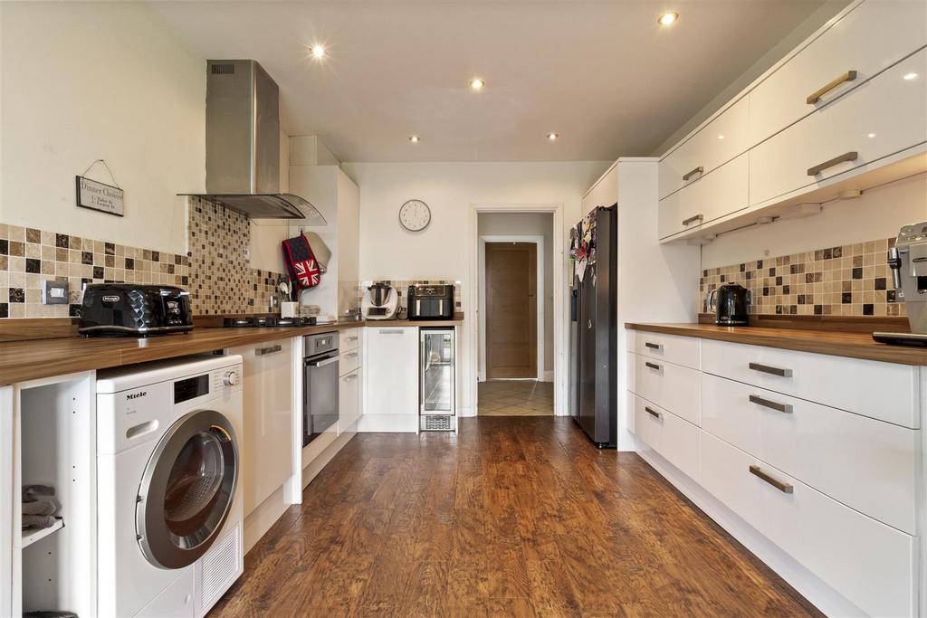 15 Drummond Road-016.JPG