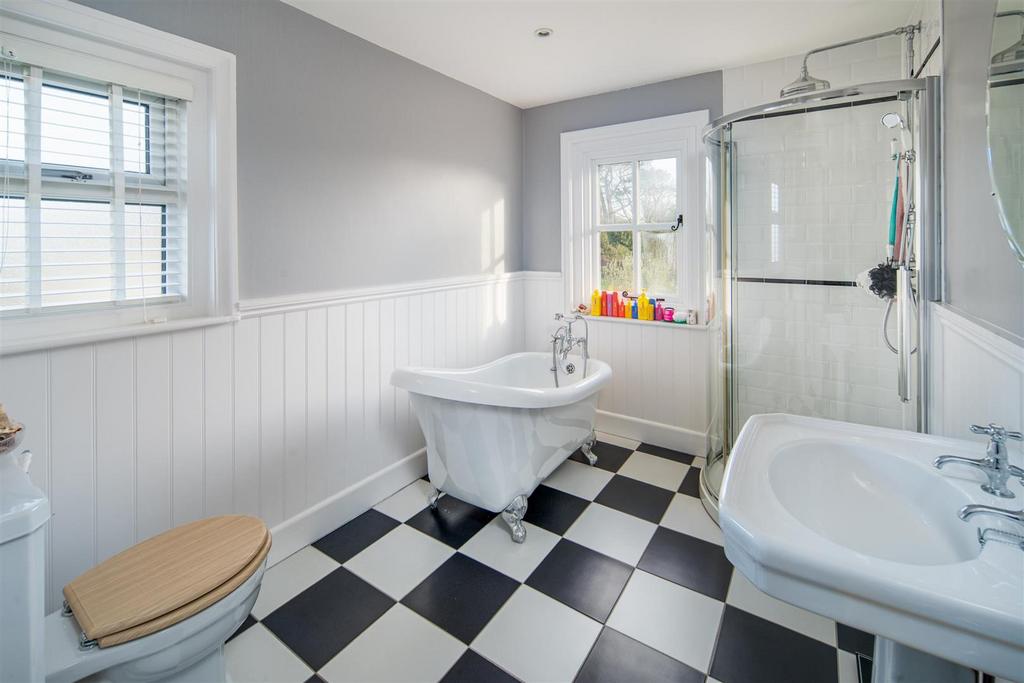 Bathroom/ Shower room
