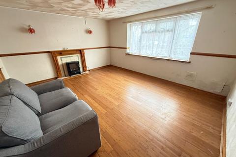 2 bedroom apartment for sale, Brunswick Gardens, Halifax HX1