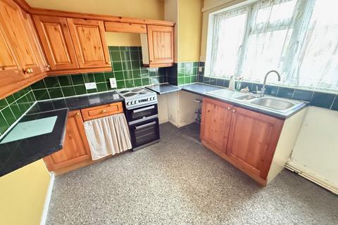 2 bedroom apartment for sale, Brunswick Gardens, Halifax HX1