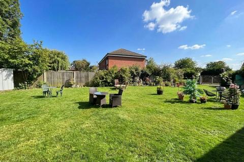 undefined, Hamilton Drive, Romford