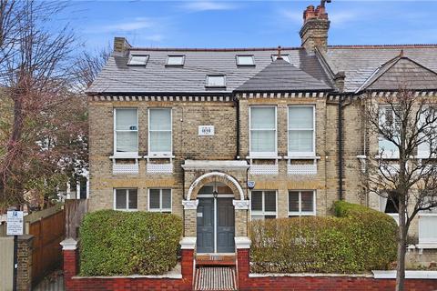 2 bedroom maisonette for sale, Nevis Road, London, SW17