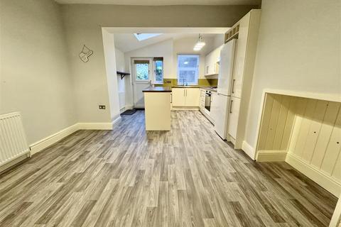 undefined, Green Road, Penistone, Sheffield, S36 6BG