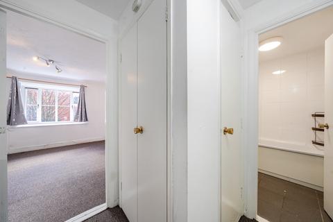 1 bedroom apartment for sale, Spring Grove, Mitcham CR4