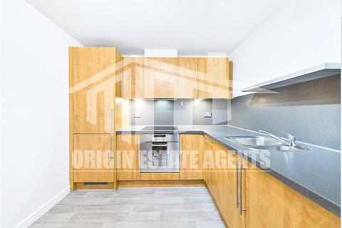 2 bedroom apartment to rent, Centenary Plaza, Birmingham B1
