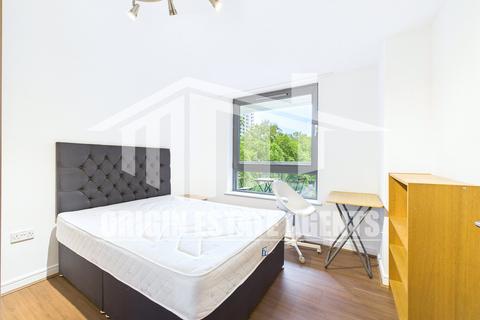 2 bedroom apartment to rent, Centenary Plaza, Birmingham B1