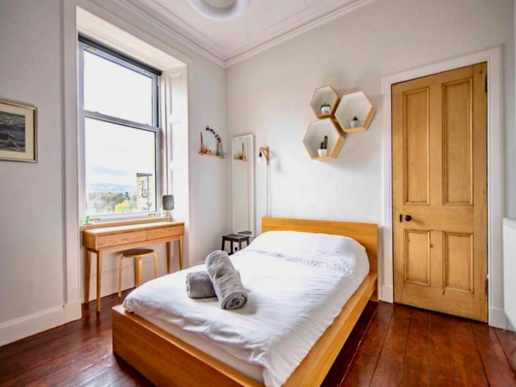 Maiun bedroom