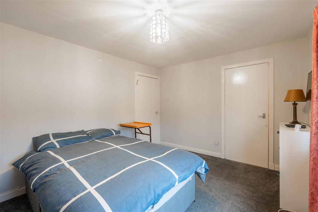 Bedroom-1.jpg
