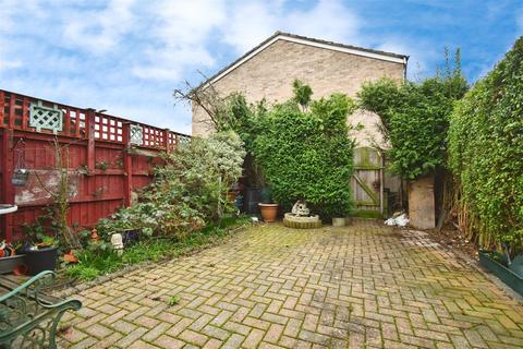 3 bedroom terraced house for sale, Hunsley Avenue, Hull