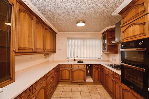 3 bedroom terraced house for sale, Hunsley Avenue, Hull