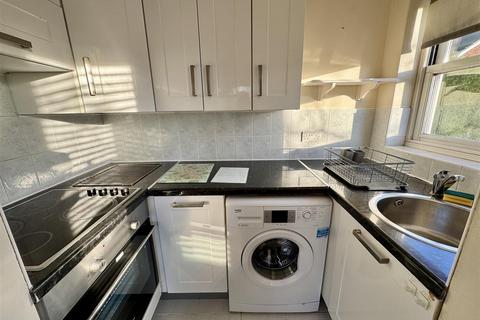 undefined, Bedford Road, Barton-Le-Clay, MK45 4JU