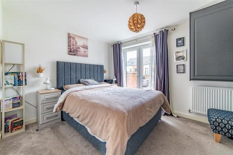 3 bedroom detached house for sale, Gatekeeper Close, Great Park, NE13