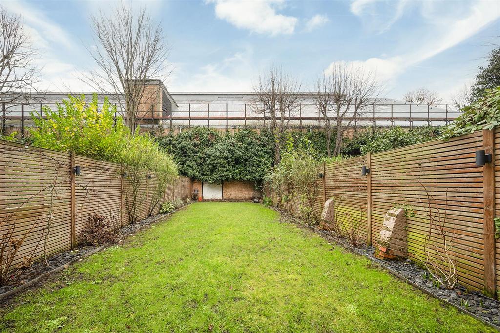 Garden- Shirland Road