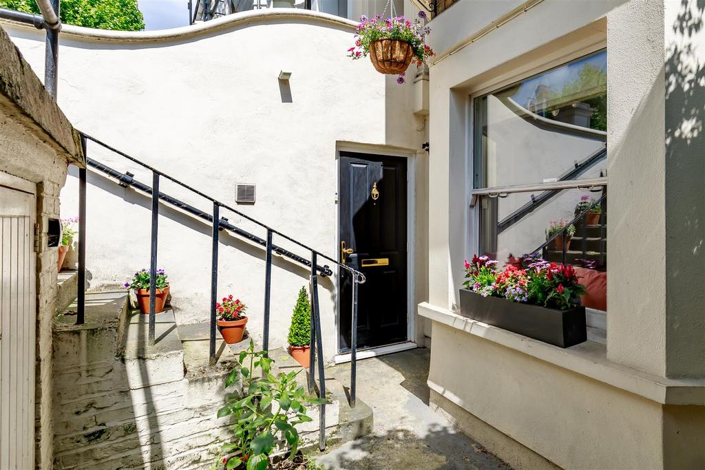 Entrance - Shirland Road