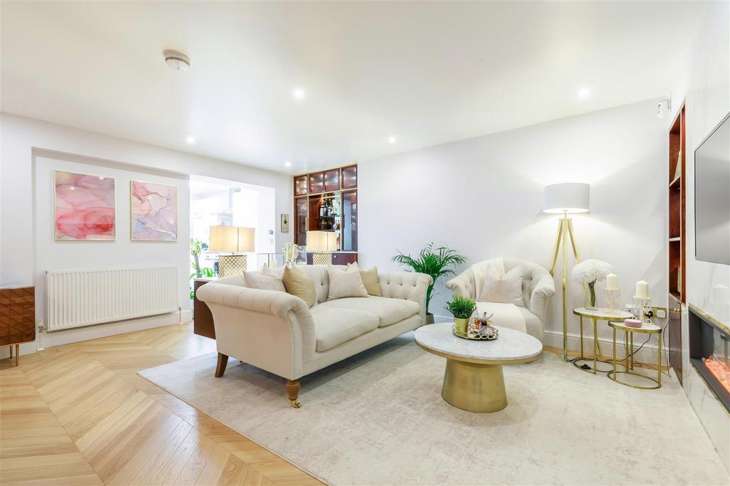 Reception room - Shirland Road
