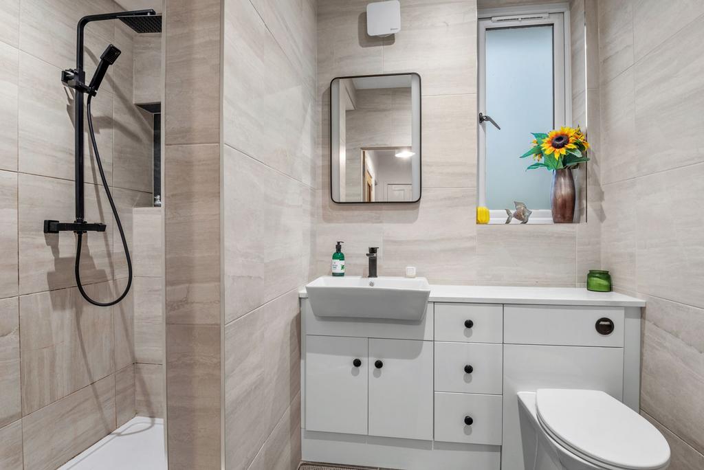 Family Shower Room