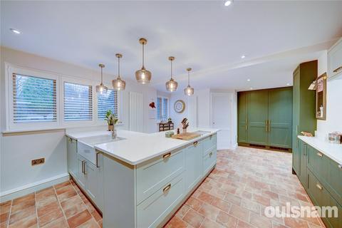 4 bedroom detached house for sale, Redditch Road, Alvechurch, Birmingham, Worcestershire, B48