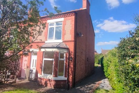 3 bedroom end of terrace house for sale, Fagl Lane, Wrexham LL12