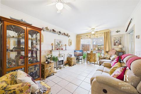 2 bedroom terraced house for sale, Brabazon Avenue, Wallington, SM6