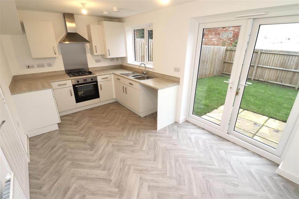 Dining kitchen