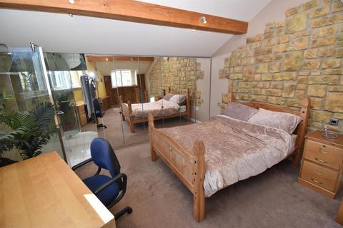 undefined, Arundel Close, Warwick