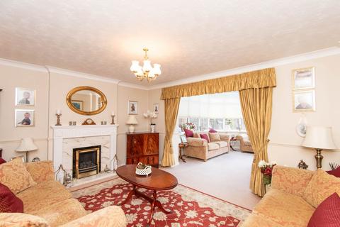 undefined, Holme Park Avenue, Chesterfield S41