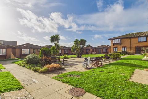 1 bedroom retirement property for sale, Admiralty Court, Bournemouth BH6
