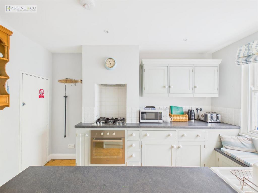 Kitchen .3