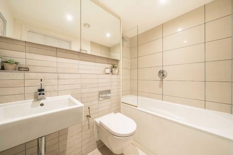 2 bedroom flat for sale, Hardwicks Square, London SW18