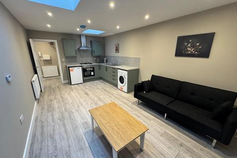 1 bedroom apartment to rent, Cleveland Street, Wolverhampton WV1