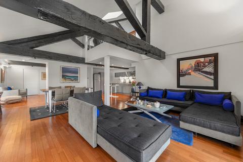 3 bedroom flat for sale, The Highway, London, E1W