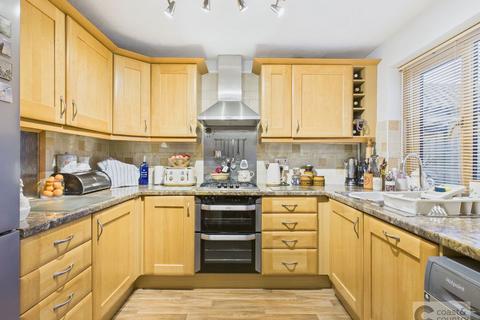 3 bedroom end of terrace house for sale, Football Lane, Kingsteignton
