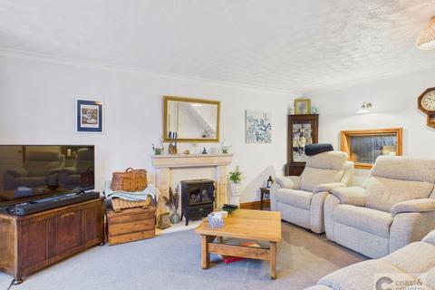 3 bedroom end of terrace house for sale, Football Lane, Kingsteignton