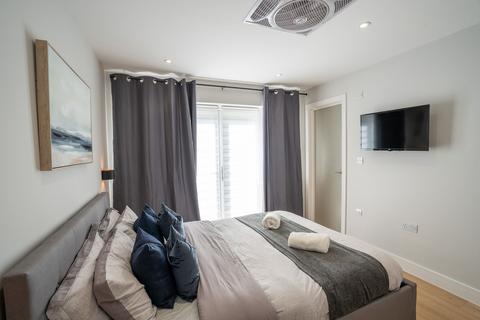 1 bedroom flat to rent, Brighton Road, Horley RH6