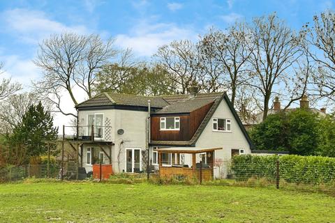 undefined, High Street, Ropsley, Grantham, NG33