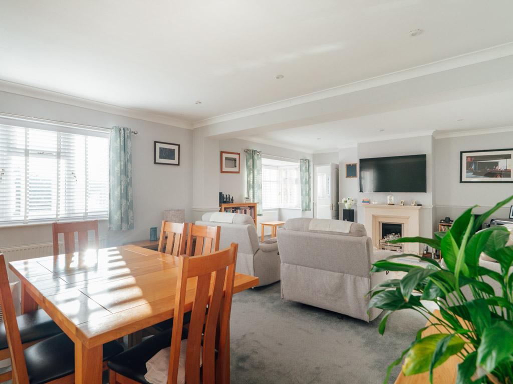 Living / Dining Room