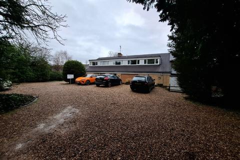 Mixed use for sale, 26 Church Ln Toddington GL54 5DQ
