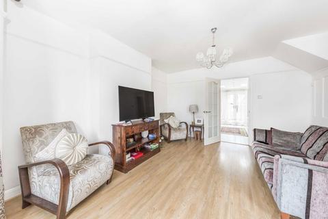 3 bedroom house to rent, Cannon Hill Lane, London SW20