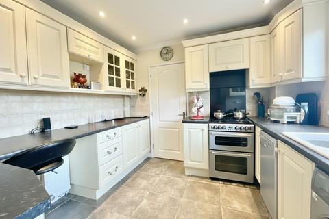 3 bedroom property for sale, Ferndown Close, Stoke-On-Trent, ST3