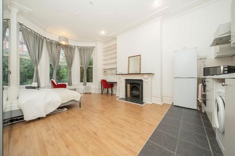 Studio for sale, Fitzjohns Avenue, London NW3