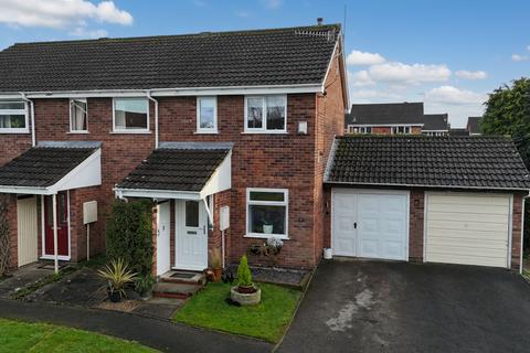 Crompton Grove, Stoke-On-Trent, ST4