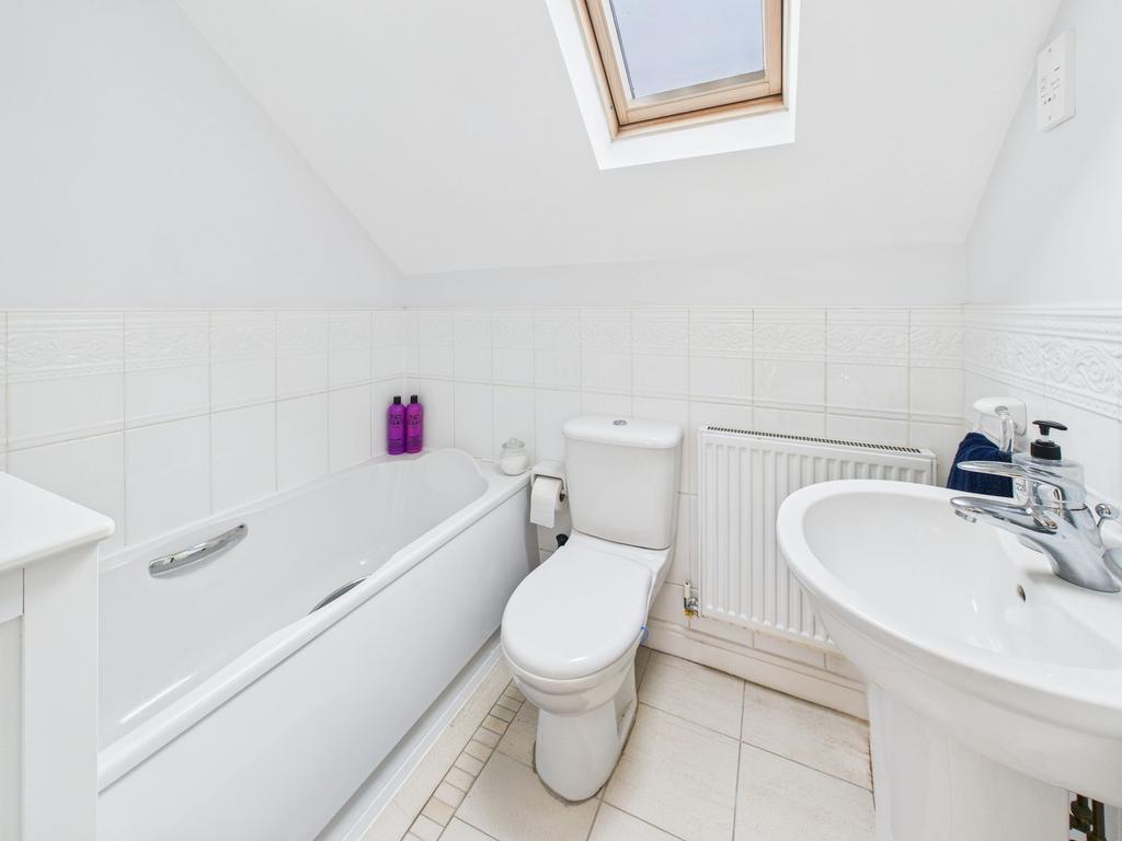 Bathroom (Second Floor)