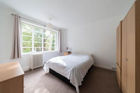 2 bedroom flat to rent, Shepherds Bush Road, London W6