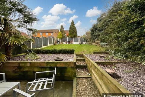 2 bedroom end of terrace house for sale, Ruffin Court, Stone, ST15