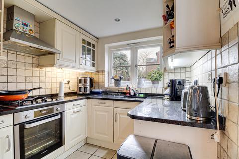 2 bedroom semi-detached house to rent, Albert Street, St. Albans, AL1