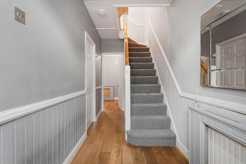 4 bedroom house for sale, Chestnut Avenue, Buckhurst Hill
