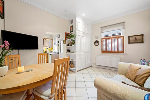 undefined, Station Road, Hampton, TW12